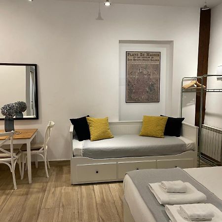 Apartamento Opera Suite Norma - Studio 4Pax Madrid Palacio Real Kültér fotó