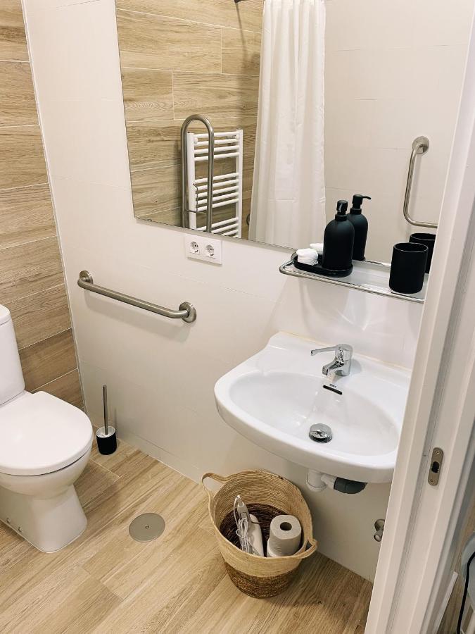 Apartamento Opera Suite Norma - Studio 4Pax Madrid Palacio Real Kültér fotó
