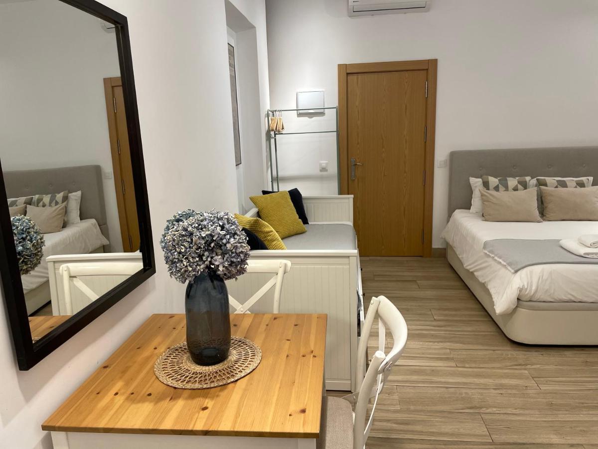 Apartamento Opera Suite Norma - Studio 4Pax Madrid Palacio Real Kültér fotó